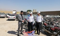 بازدید رییس دادگستری شهرستان کوار از پارکینگ عمومی و دستور اجرای طرح تسهیل در ترخیص موتورسیکلت های توقیفی