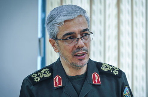سرلشکر باقری :نباید در عرصه علمی از دشمنان عقب بمانیم