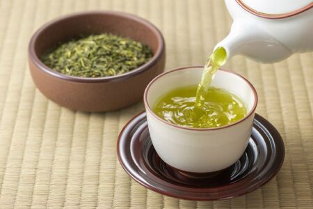 اگر تمام روز می نشینید، ۸ ماده غذایی را حتما بخورید!