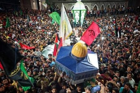 پیروزی مقاومت؛ جشن و شادی سراسر فلسطین اشغالی را فرا گرفت/ ملت فلسطین پیروزی مقاومت را جشن گرفت/ زیاد النخاله: در صورت نقض آتش بس به آن پاسخ می‌دهیم +تصاویر